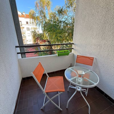 Alquiler de un luminoso y acogedor apartamento de 2 habitaciones, 52 m², centro de Belgrado, Serbia